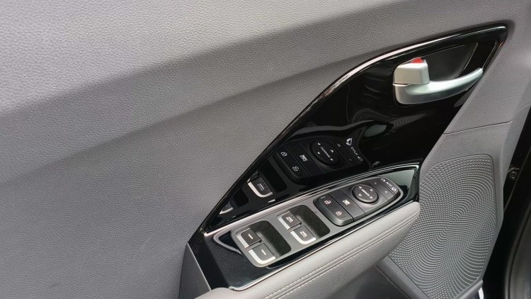 Kia e-Nero 64kWh Tech