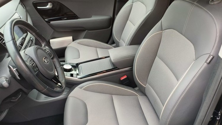 Kia e-Nero 64kWh Tech