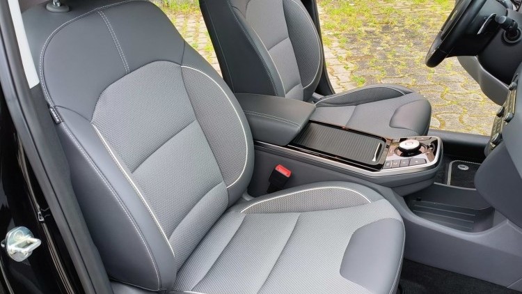 Kia e-Nero 64kWh Tech