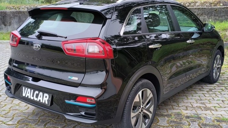Kia e-Nero 64kWh Tech